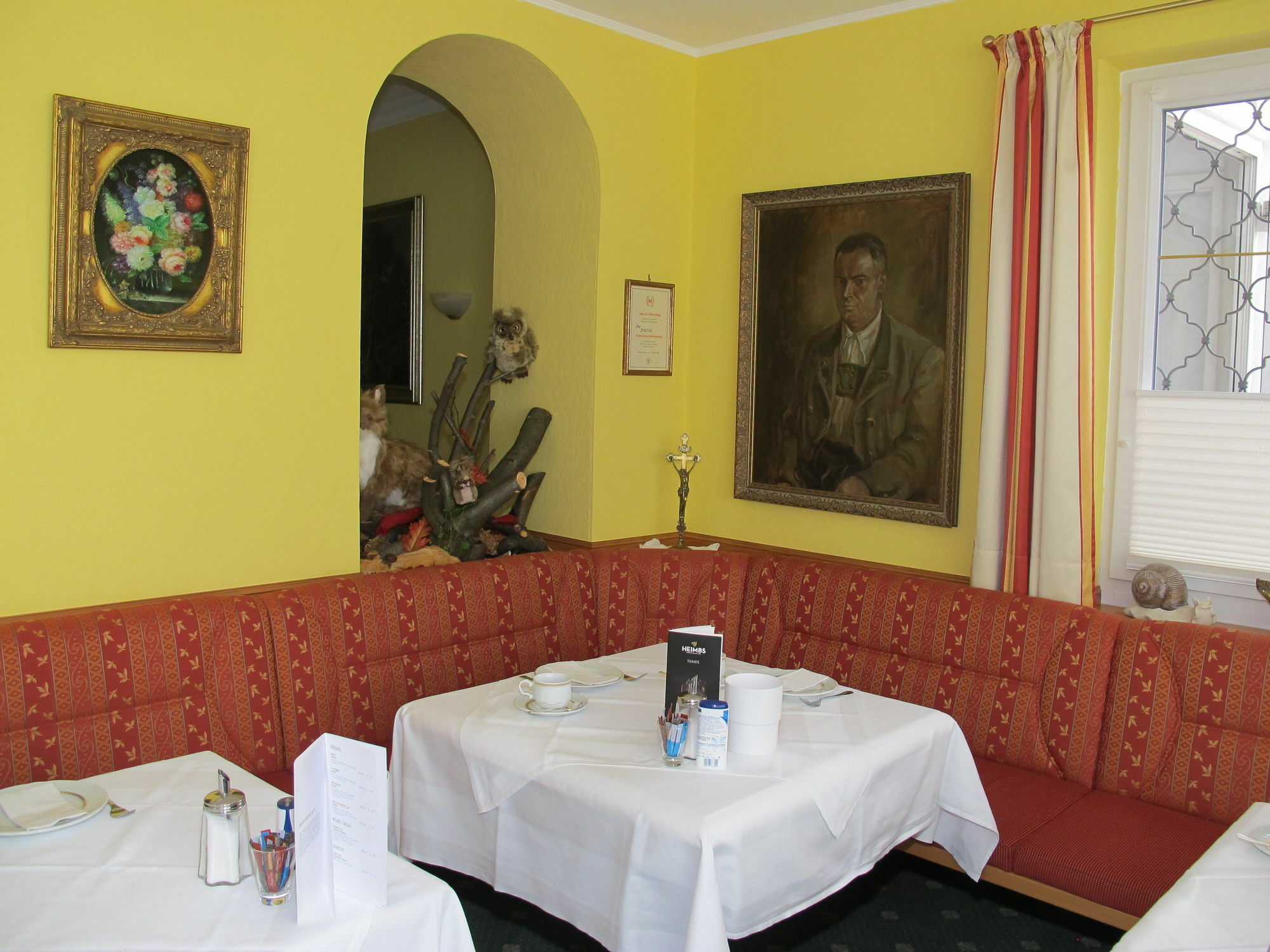 Hotel Garni Almenrausch Und Edelweiss Garmisch-Partenkirchen Bagian luar foto